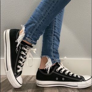 Black converse